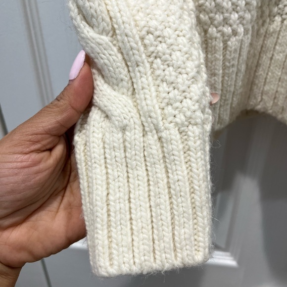 Abercrombie & Fitch Cream Cable-Knit Fishermans Crewneck Sweater Large - Picture 8 of 13